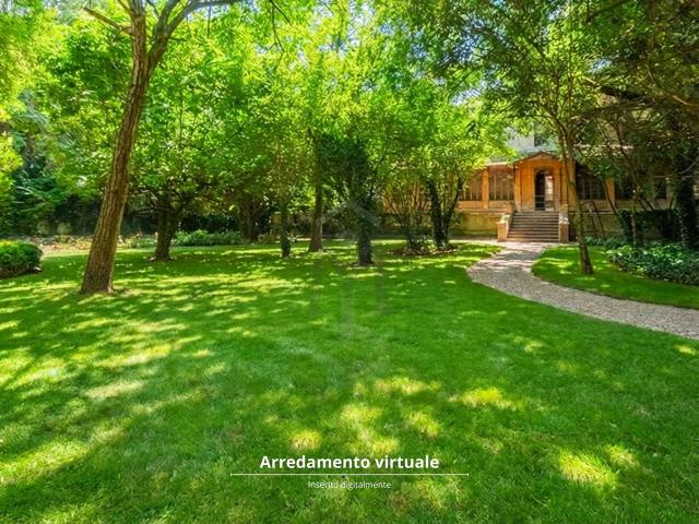 Villa in vendita a Reggio Emilia
