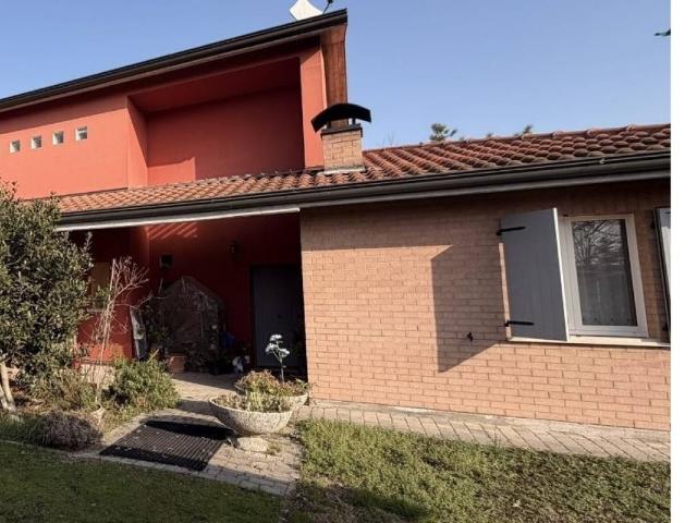 Villa in vendita a Reggio Emilia RE