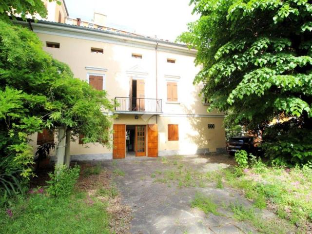 Villa in vendita a Reggio Emilia RE