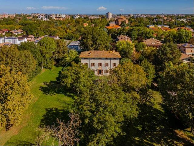 Villa in vendita a Reggio Emilia RE