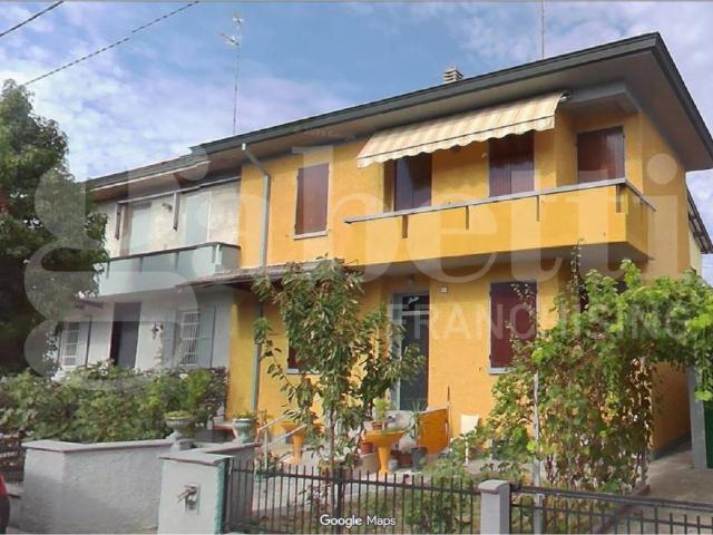 Villa in vendita a Reggio Emilia RE