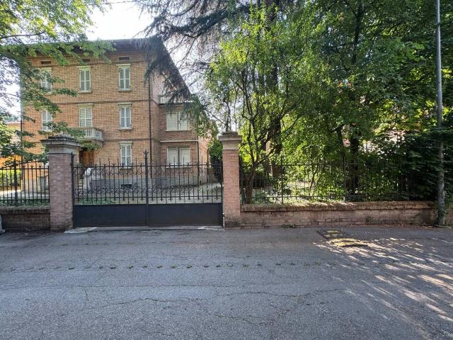 Villa in vendita a Reggio Emilia RE