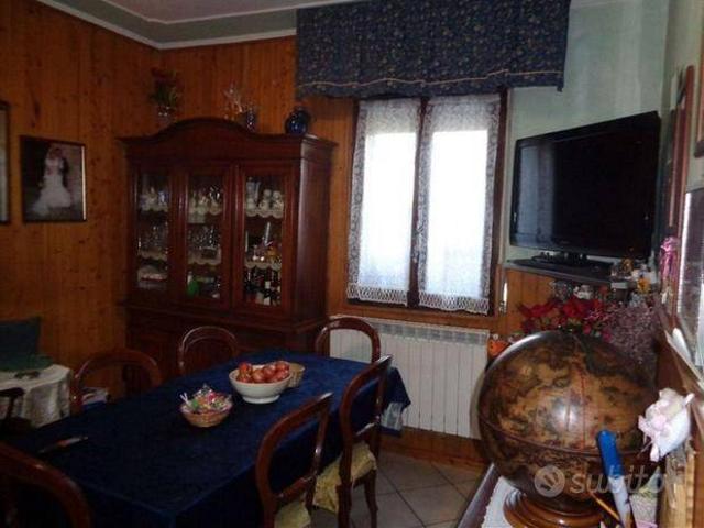 Villa in vendita a Reggio Emilia RE