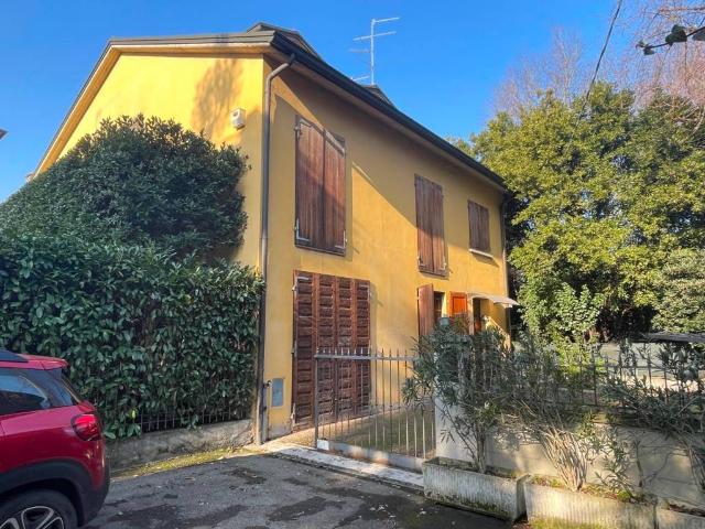 Villa in vendita a Reggio Emilia RE