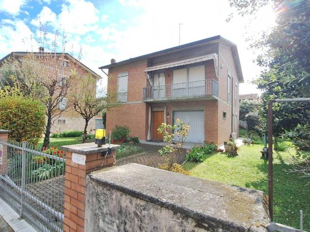 Villa in vendita a Reggio Emilia RE