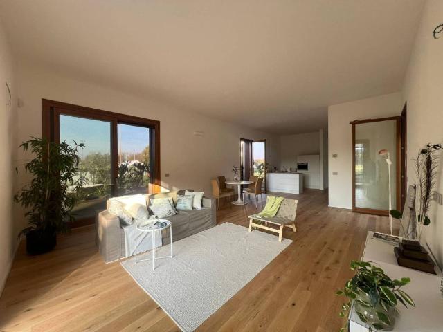 Villa in vendita a Reggio Emilia RE
