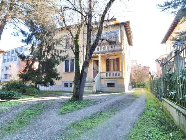 Villa in vendita a Reggio Emilia RE