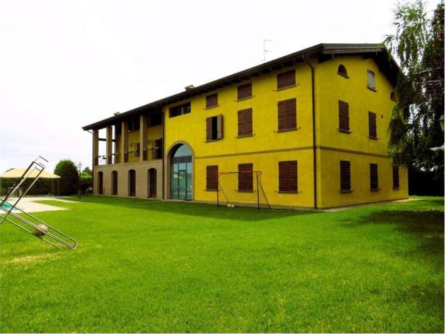 Villa in vendita a Reggio Emilia RE