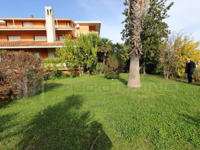 Villa in vendita a Rende CS