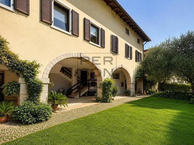 Villa in vendita a Riva Del Garda