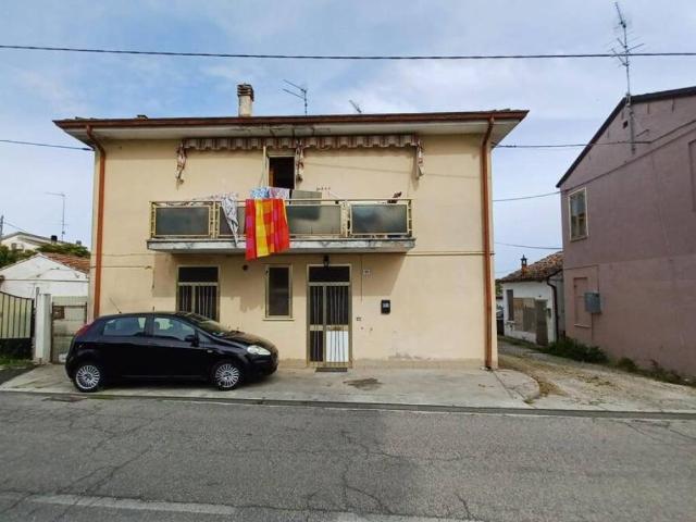 Villa in vendita a Riva del Po FE