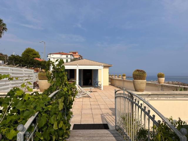 Villa in vendita a Riva Ligure