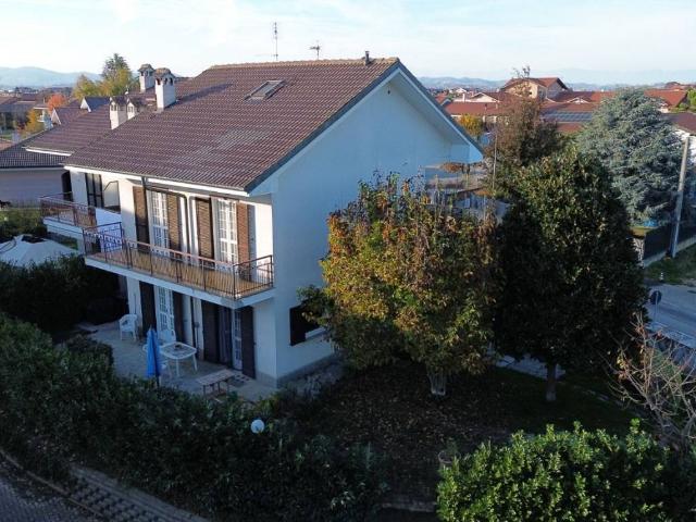 Villa in vendita a Riva Presso Chieri TO
