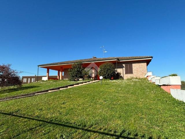 Villa in vendita a Rivolta d'Adda CR