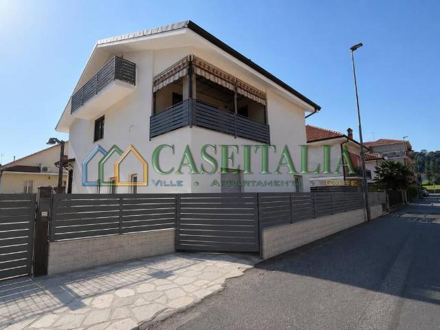 Villa in vendita a Rivoli TO