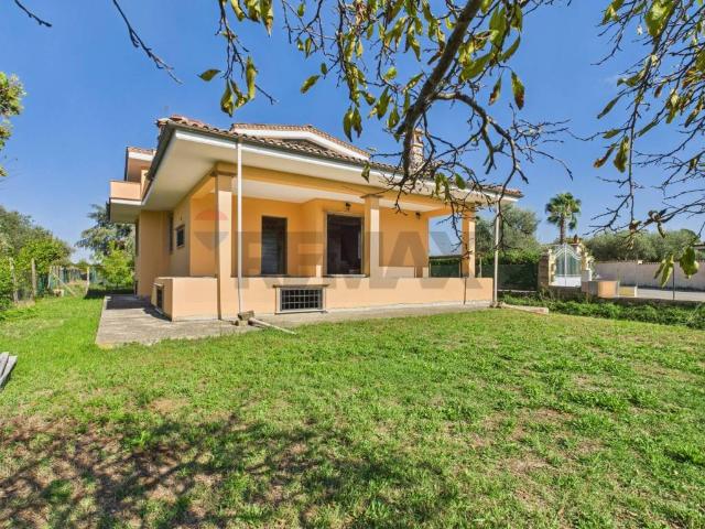 Villa in vendita a Riano RM