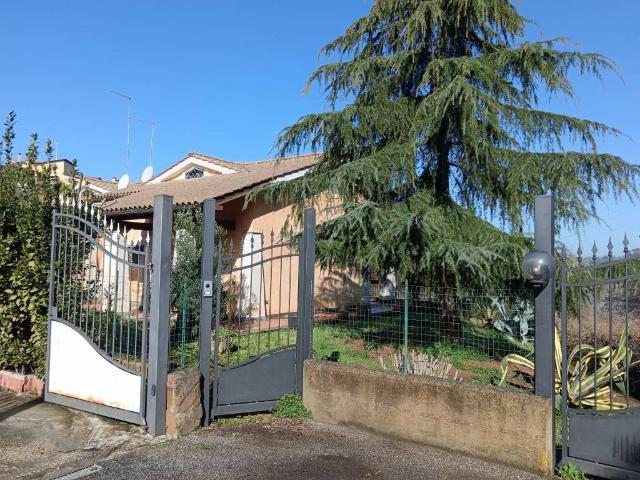 Villa in vendita a Riano RM