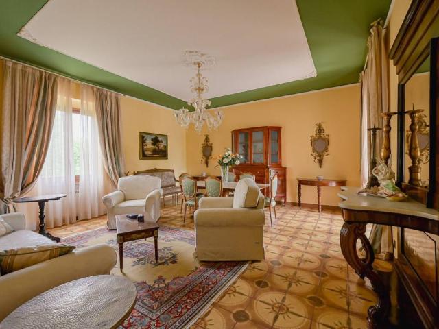 Villa in vendita a Riccò del Golfo di Spezia SP