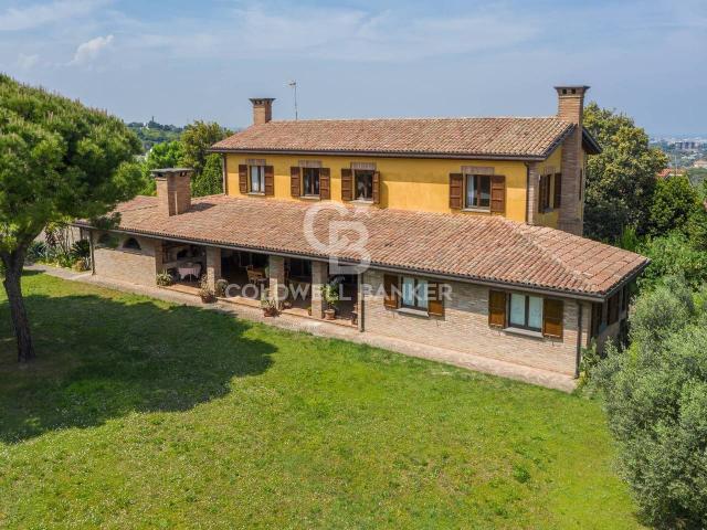 Villa in vendita a Riccione