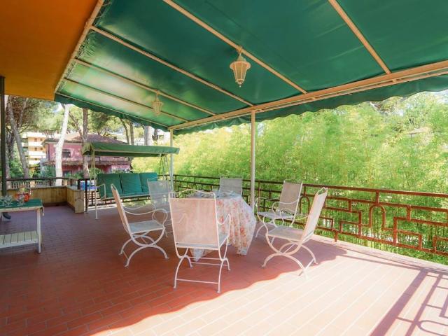 Villa in vendita a Riccione RN