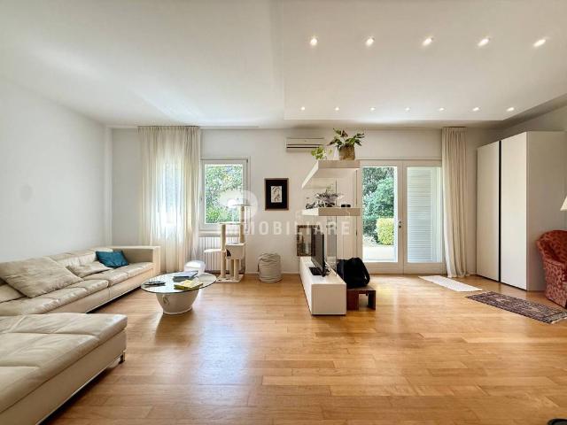 Villa in vendita a Riccione RN