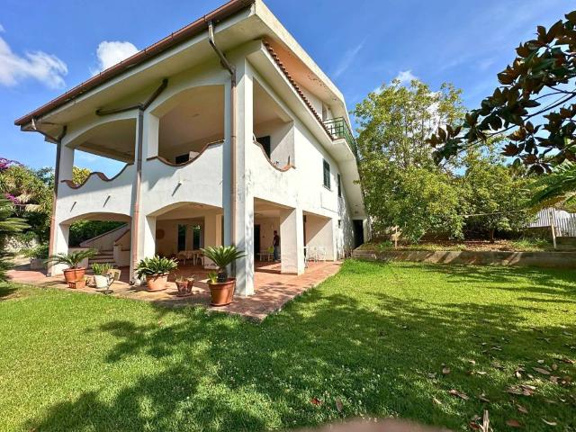 Villa in vendita a Ricadi VV