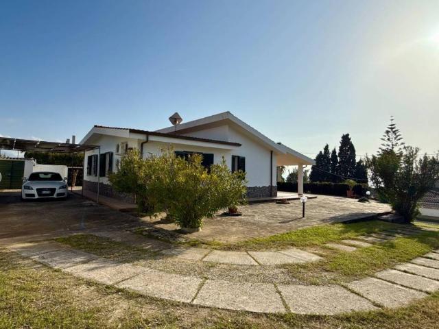 Villa in vendita a Ricadi VV