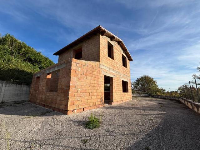 Villa in vendita a Rieti RI