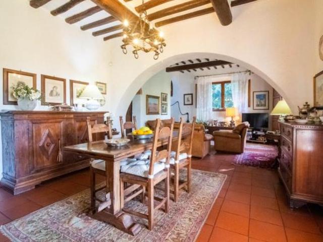 Villa in vendita a Rigoli San Giuliano Terme 390 mq Rif: 1398171