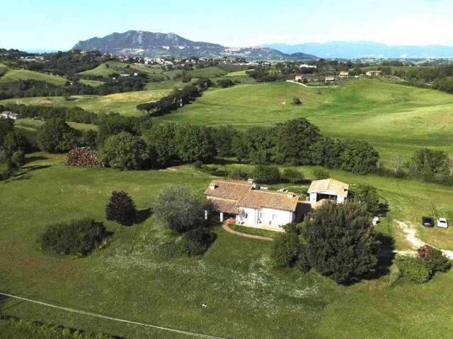 Villa in vendita a Rignano Flaminio RM