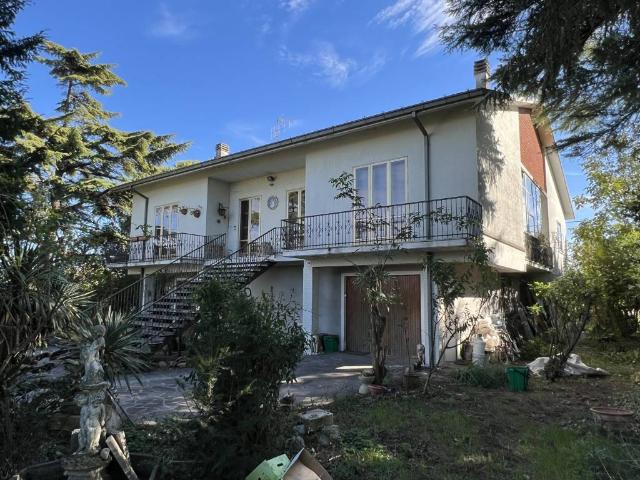 Villa in vendita a Rimini RN