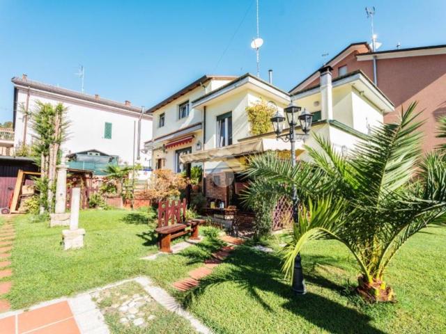 Villa in vendita a Rimini RN