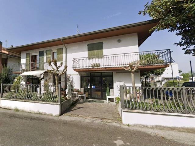 Villa in vendita a Rimini RN