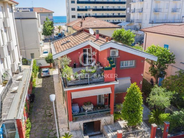 Villa in vendita a Rimini, Viserba