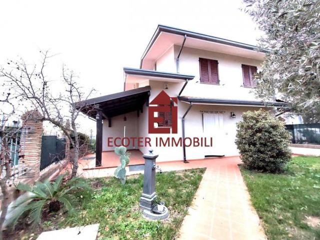 Villa in vendita a Rimini