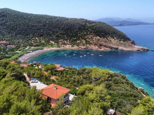 Villa in vendita a Rio LI