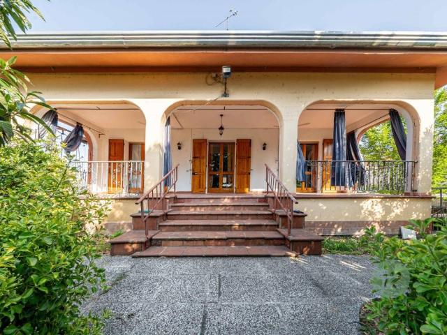 Villa in vendita a Rio Saliceto RE