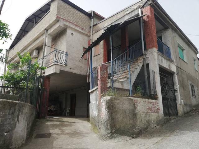 Villa in vendita a Ruviano CE