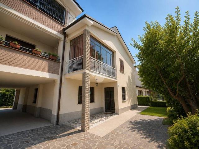 Villa in vendita a Rubiera RE