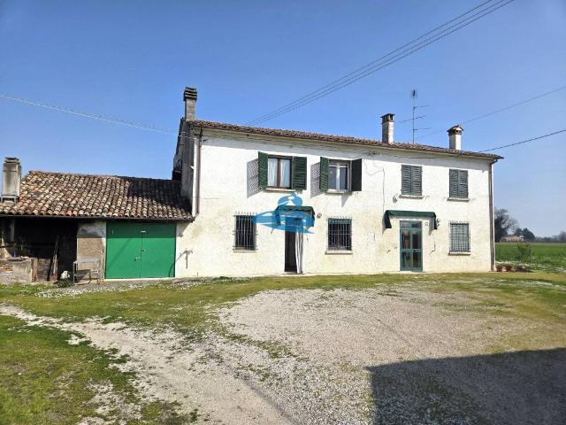 Villa in vendita a Russi RA