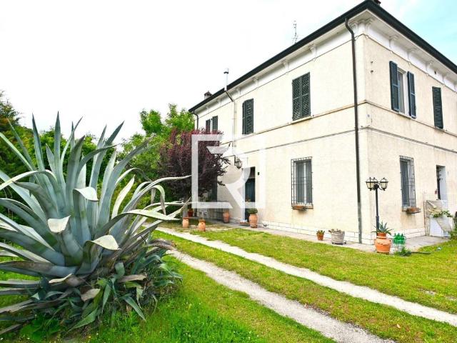 Villa in vendita a Russi RA