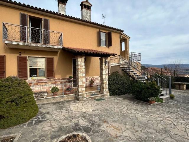 Villa in vendita a Todi PG