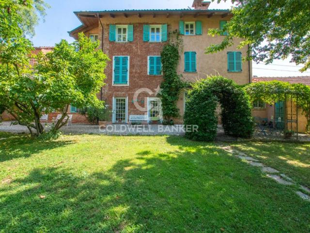 Villa in vendita a Tonco 1140m² Tonco
