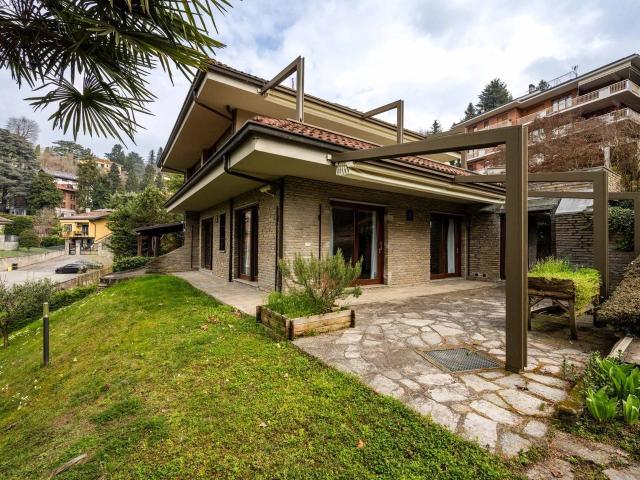 Villa in vendita a Torino