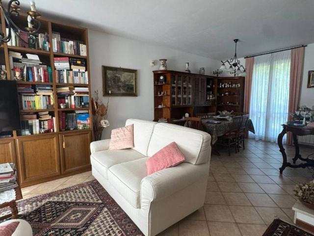 Villa in vendita a Torrevecchia Pia PV
