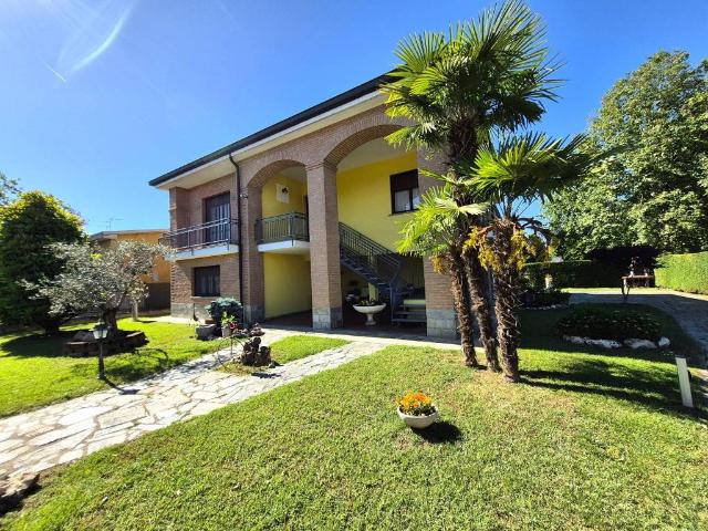 Villa in vendita a Torrevecchia Pia PV