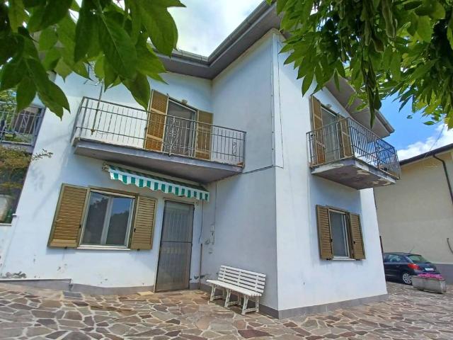 Villa in vendita a Torre Cajetani FR