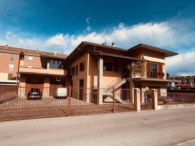Villa in vendita a Torre Boldone BG
