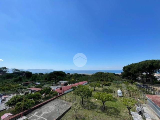 Villa in vendita a Torre del Greco NA