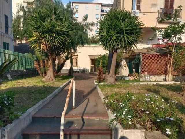 Villa in vendita a Torre del Greco NA